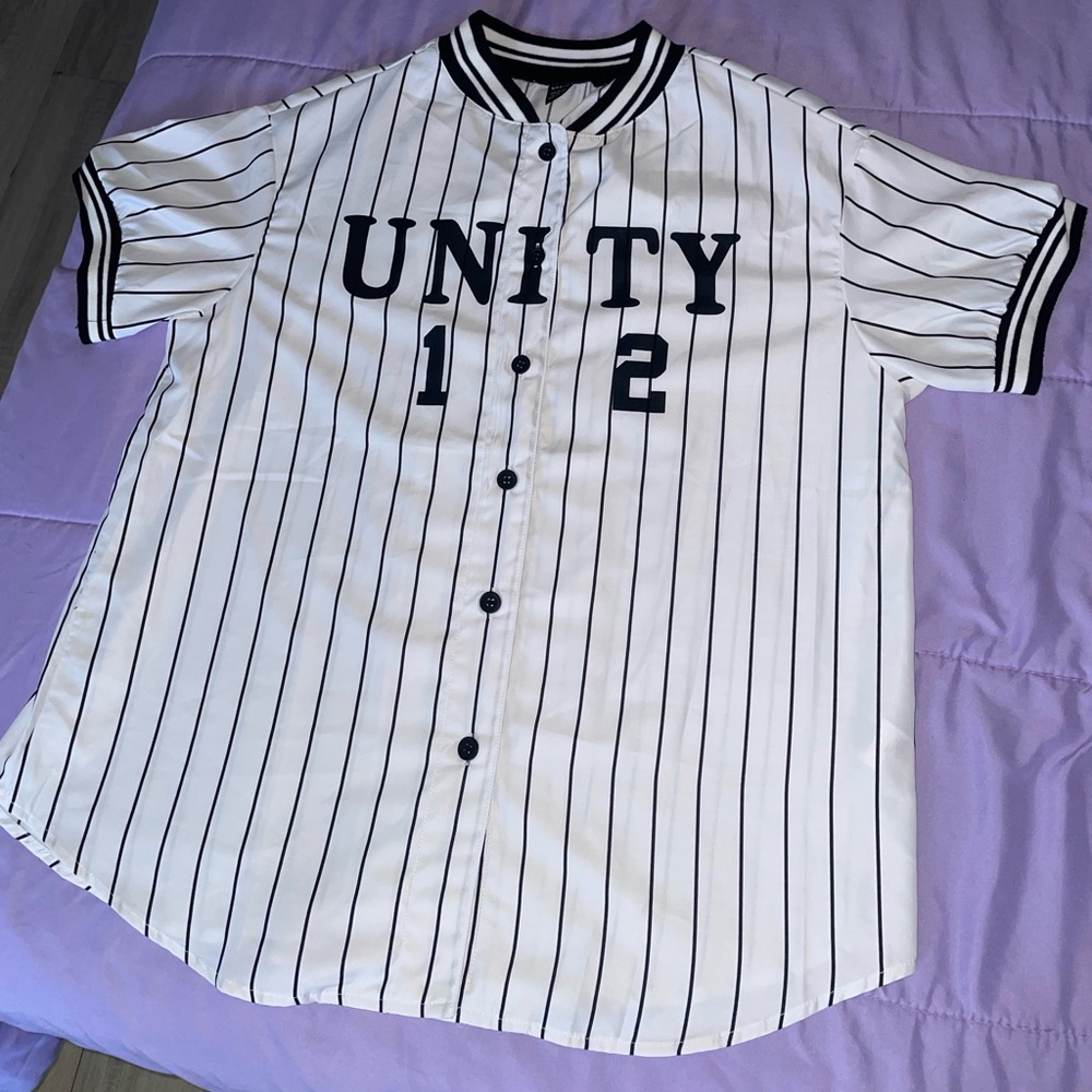 Baseball tee